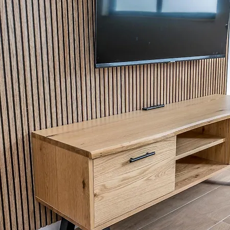 Charming & Modern Adriana Apartamento