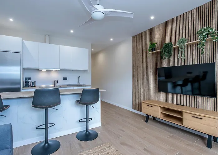 Charming & Modern Adriana Apartamento